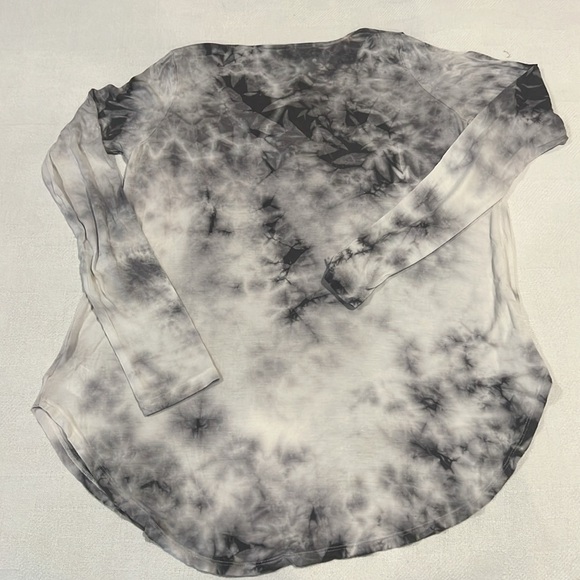 American Eagle, soft and sexy tee - Picture 3 of 4